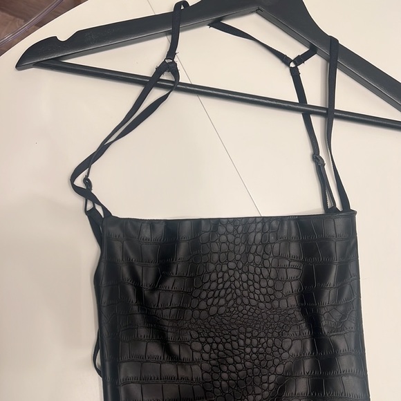 Faux alligator print mini black dress size S - Picture 2 of 3